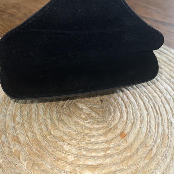 Ray-Ban Sunglasses Pouch Case - Picture 5 of 9